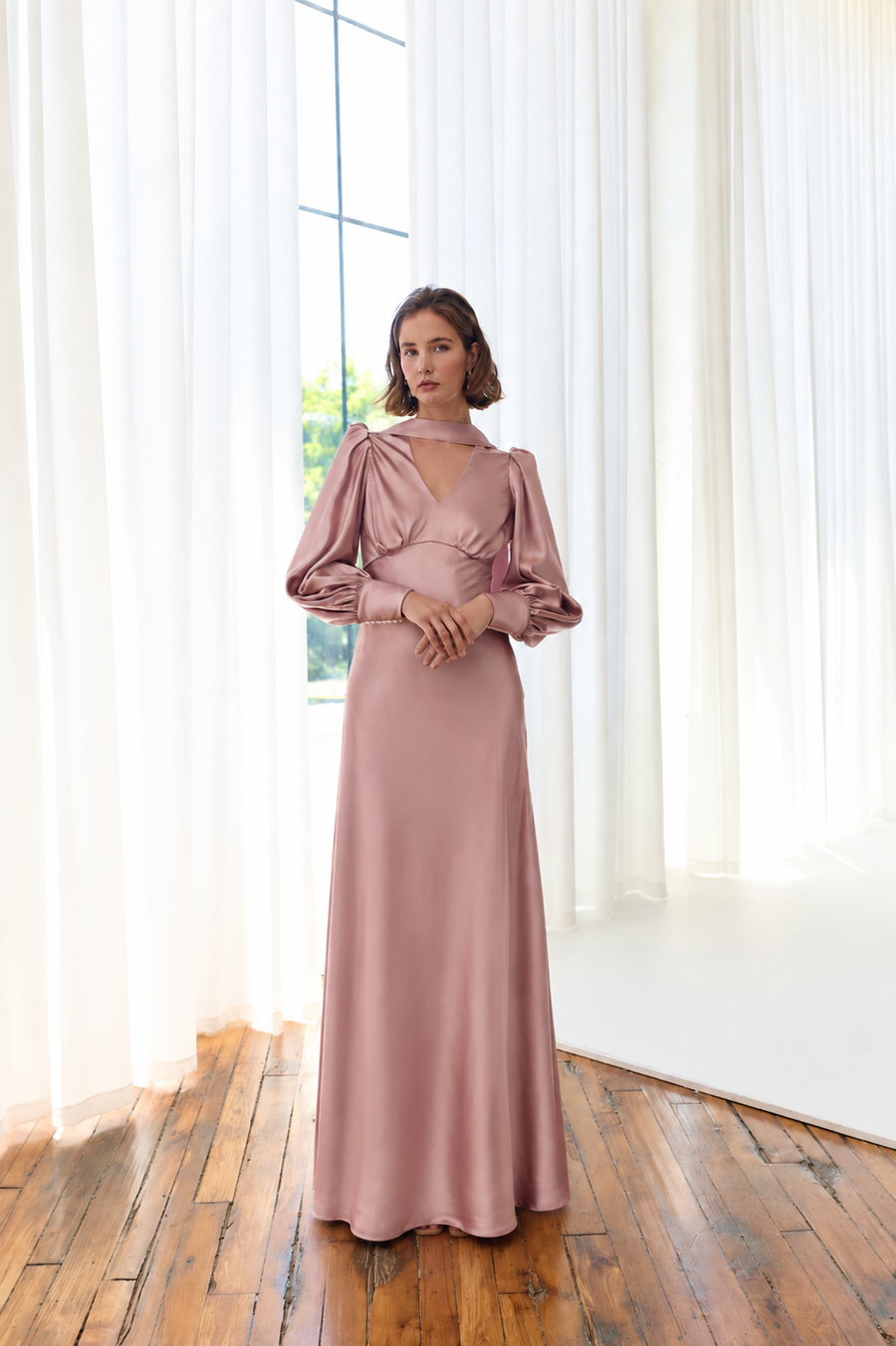 Morgan Silky Dress in Blush