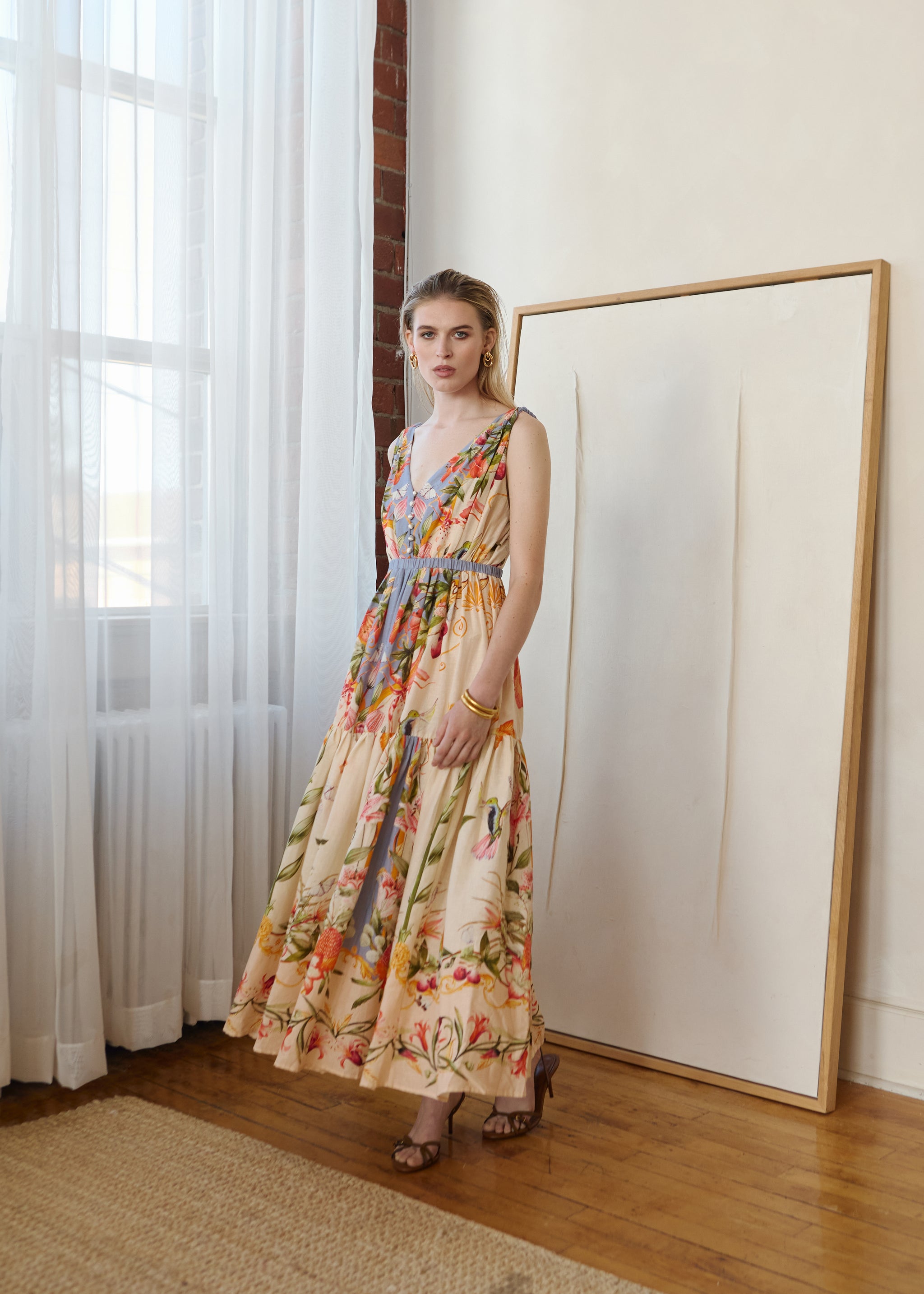 Valencia Linen Dress in Amaryllis Whisper